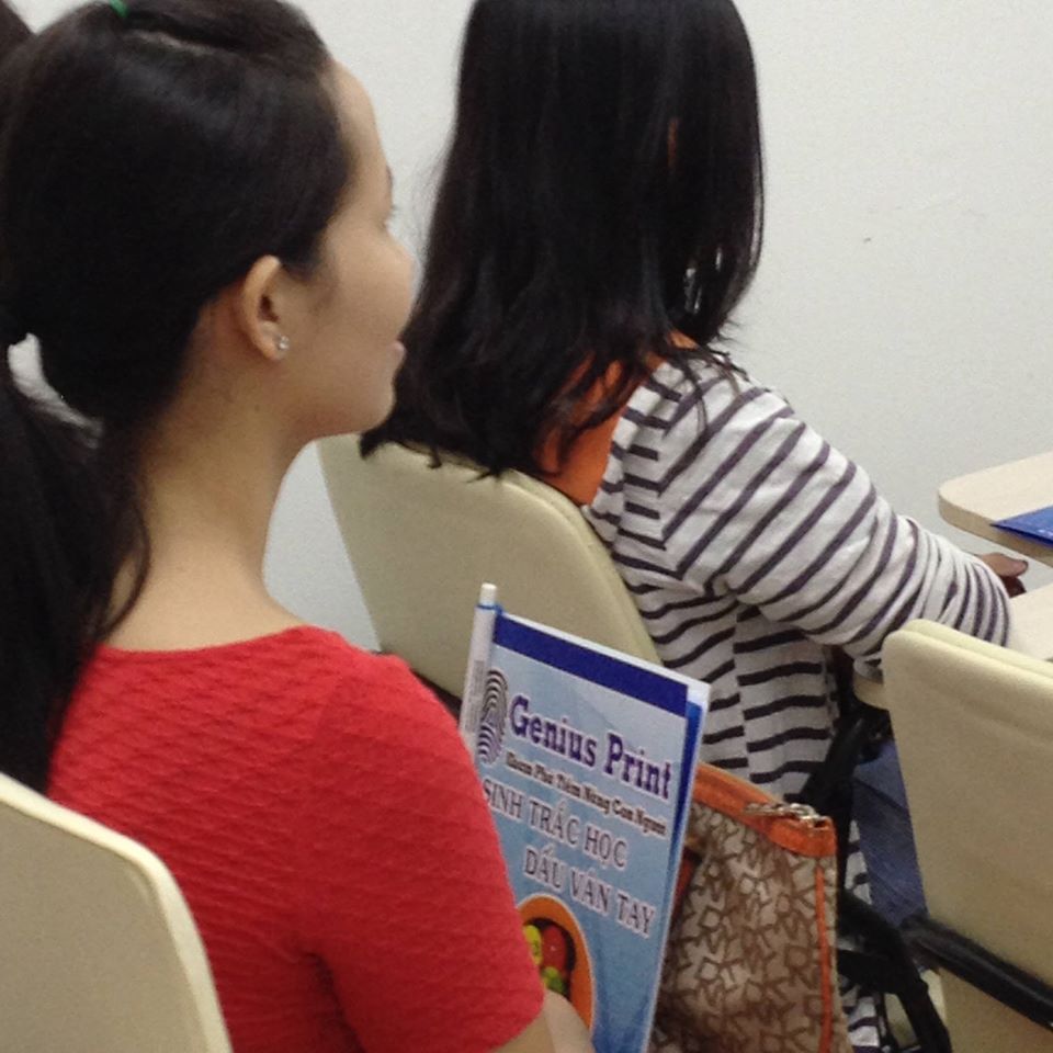 hoi thao day con nen nguoi
