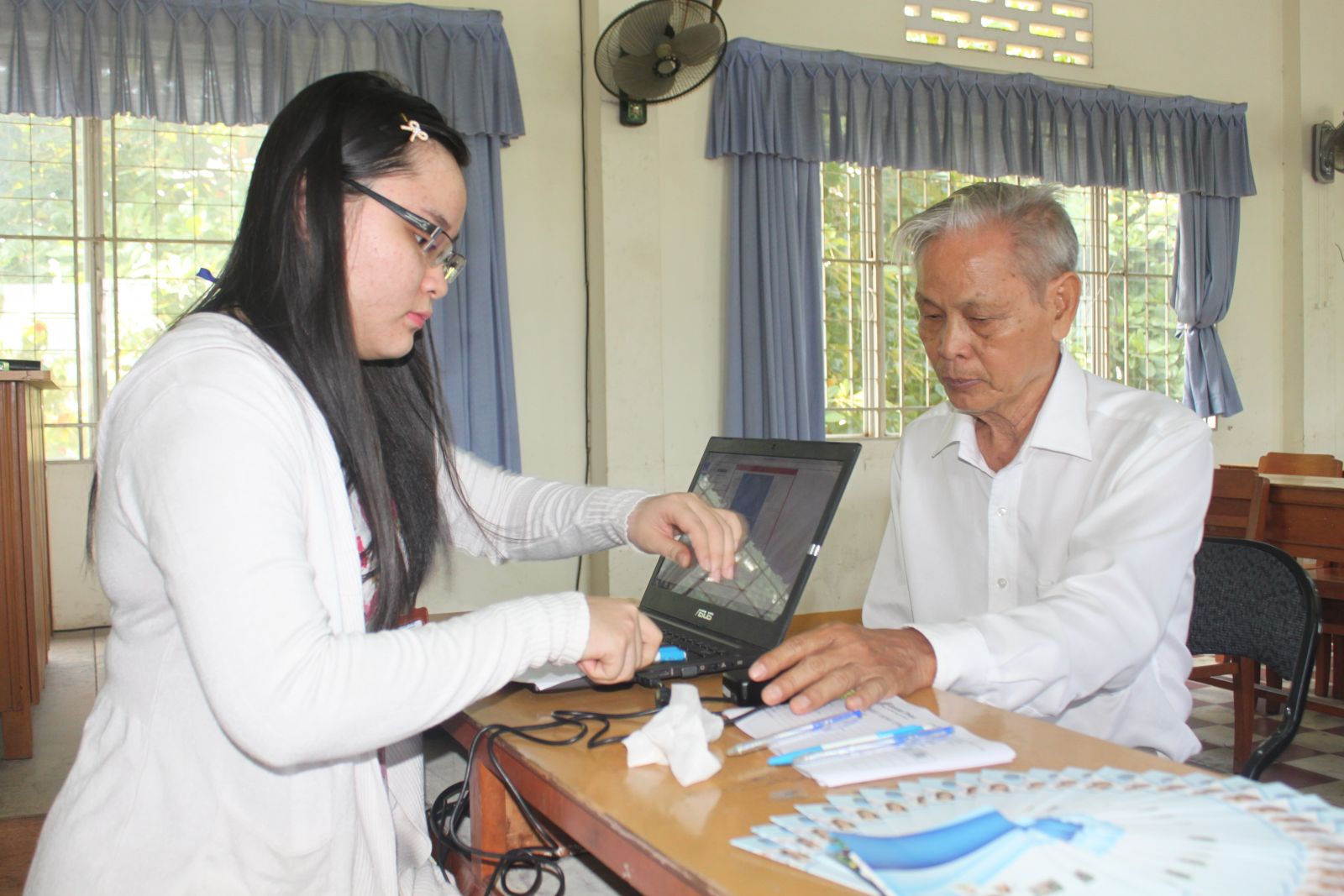 Sinh trắc học dấu vân tay