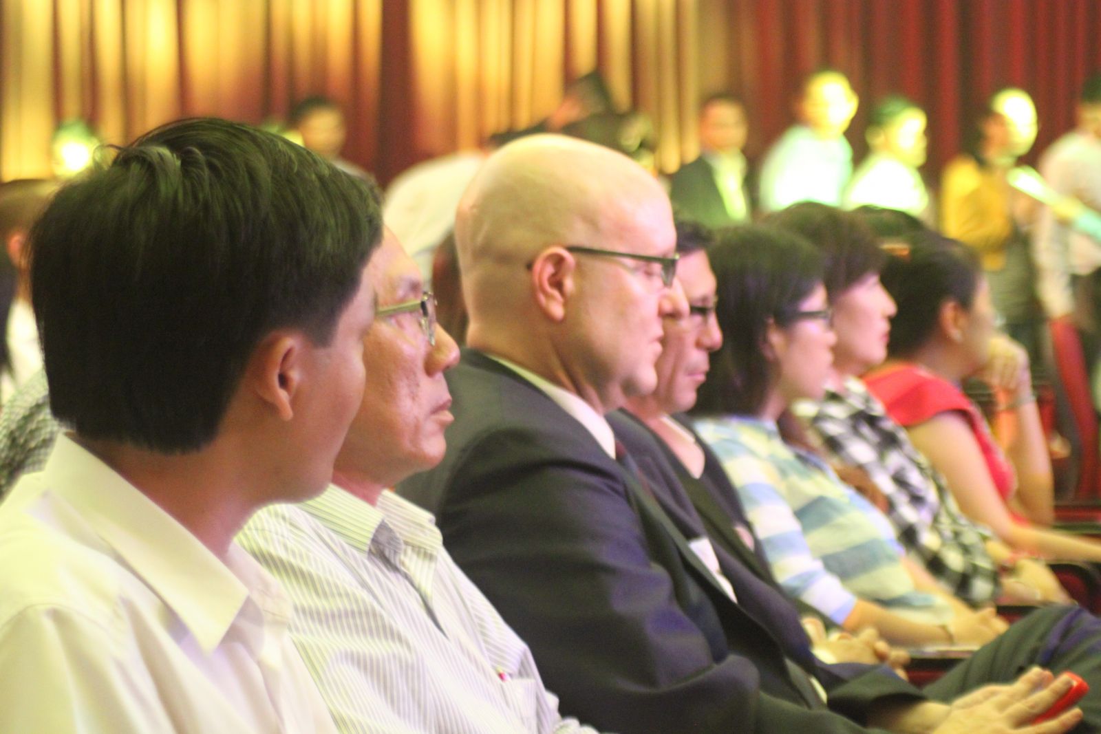 vì sự nghiệp phát triển giáo dục 2015